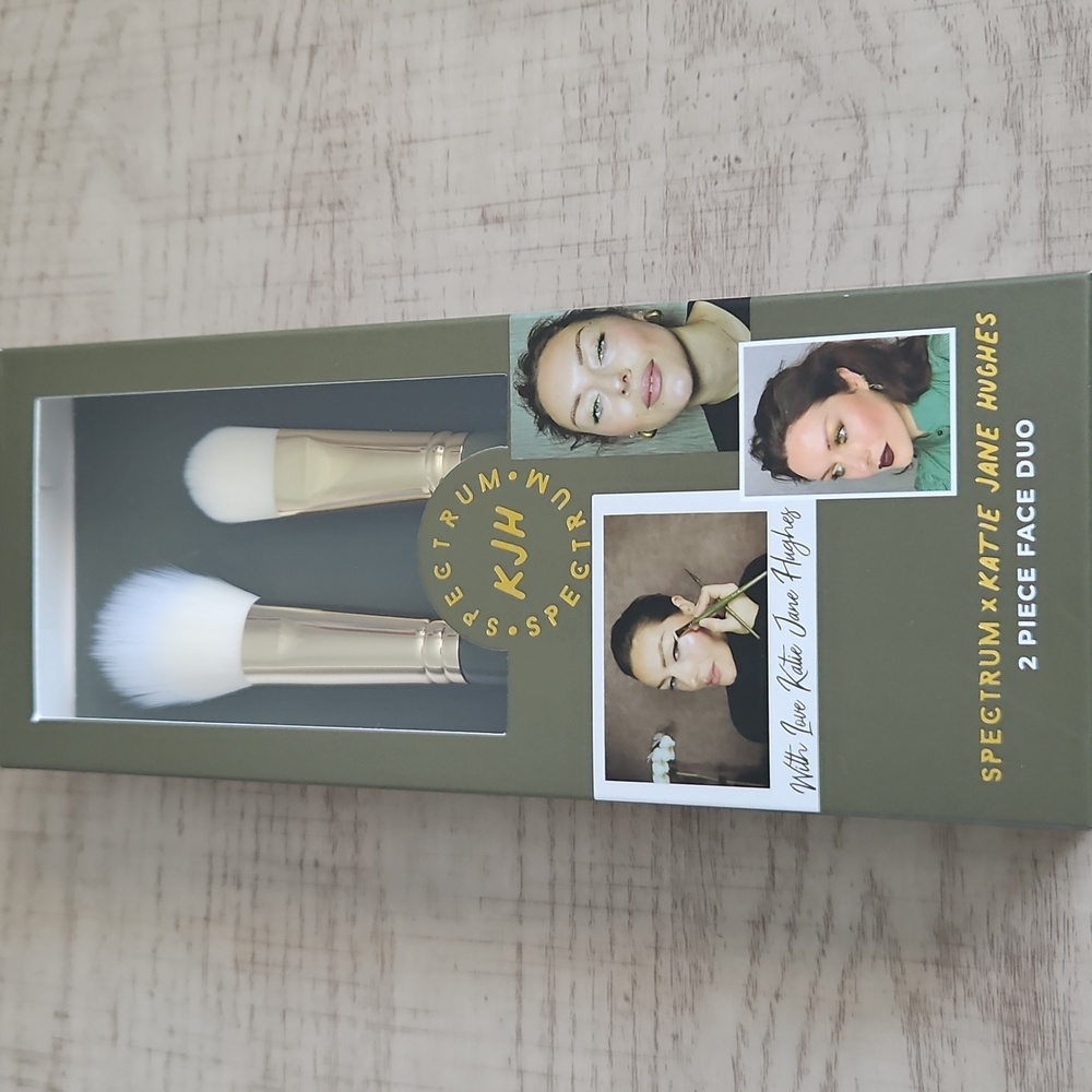 Spectrum Brushes Katie Jane Hughes 2 Piece Brush Set